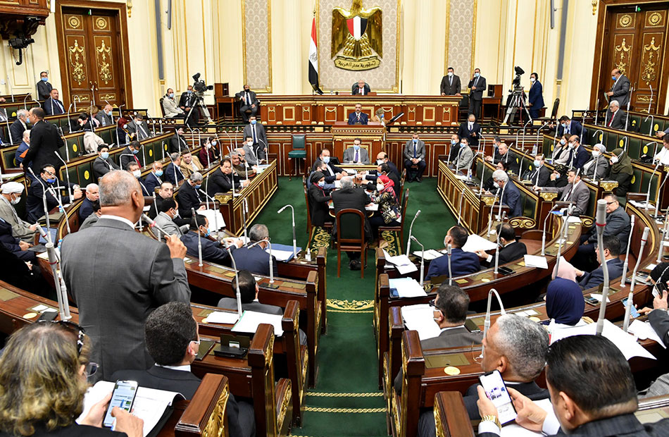مجلس النواب المصري يرجئ قانون الشهر العقاري لنهاية يونيو 2023